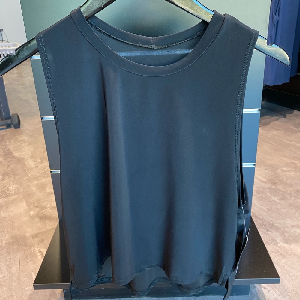 Black - Onzie Tank